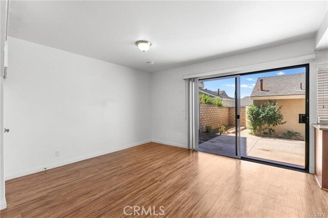 Building Photo - 5 Locust