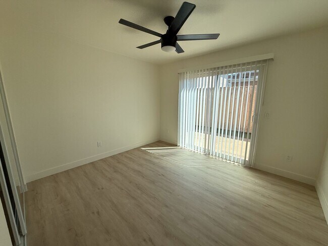 Building Photo - 2 Bdrm 1 Bath In Imperial Beach With Parki...