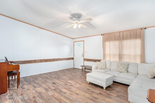 Building Photo - 409 Glen Harbor