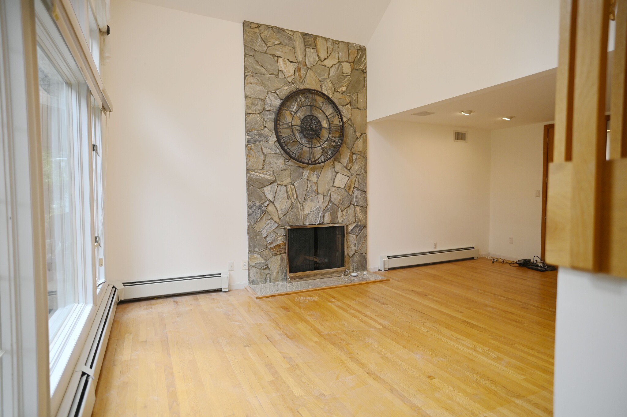 Building Photo - 1033 Harvard Pl