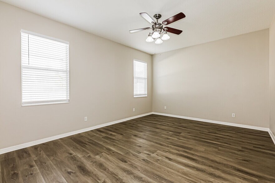 Building Photo - 8610 Sandy Plains Dr