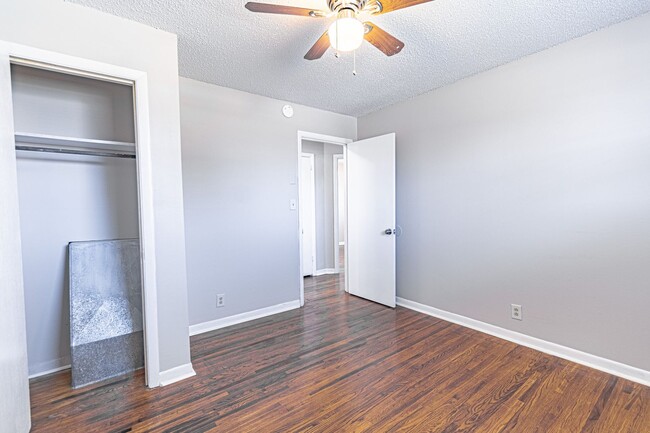 Building Photo - Pictures coming soon....