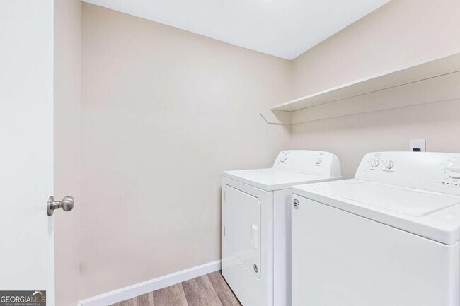 Building Photo - 103 Sterling Ct