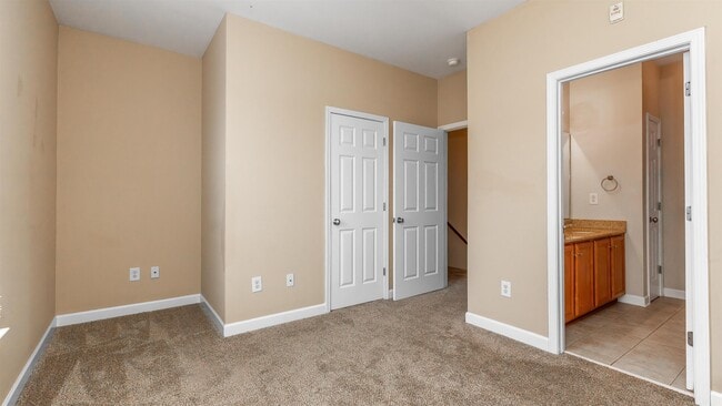 Building Photo - 2954 Yancey Way