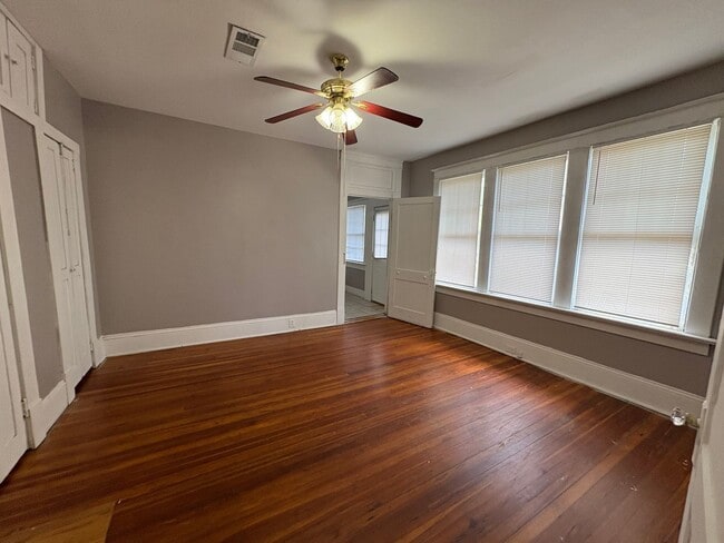 Building Photo - 2713 Vineville Ave