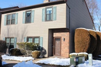 Building Photo - 83 Pheasant Run