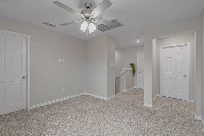 Building Photo - 1506 Sombras Dr
