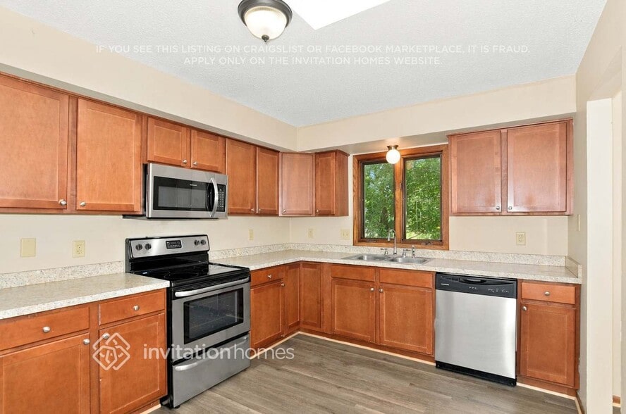 Building Photo - 578 Witt Ct