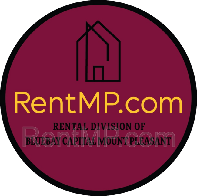 Building Photo - 1825 South Dr