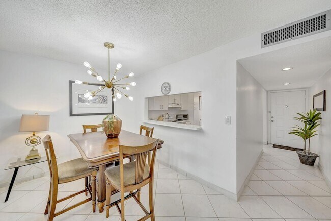 Building Photo - 9485 N Belfort Cir