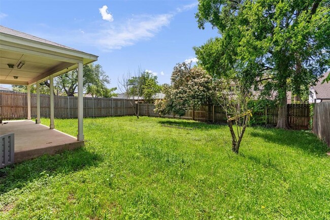 Building Photo - 7925 Osborne Dr