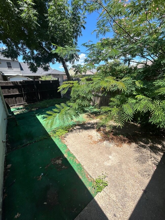 Building Photo - 7701 Calypso Dr