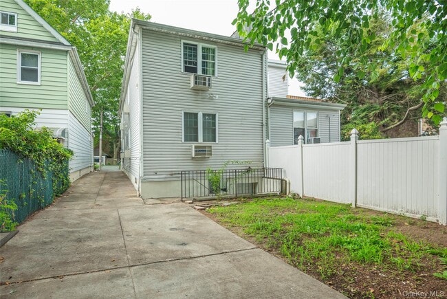 Building Photo - 68-07 50th Ave