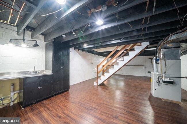 Building Photo - 1106 Linden Ave