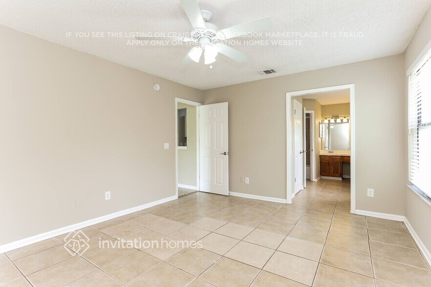 Building Photo - 361 Hickory Hollow Dr N