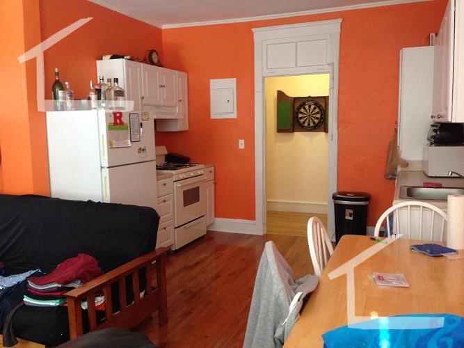 Building Photo - 324 Saint Paul St