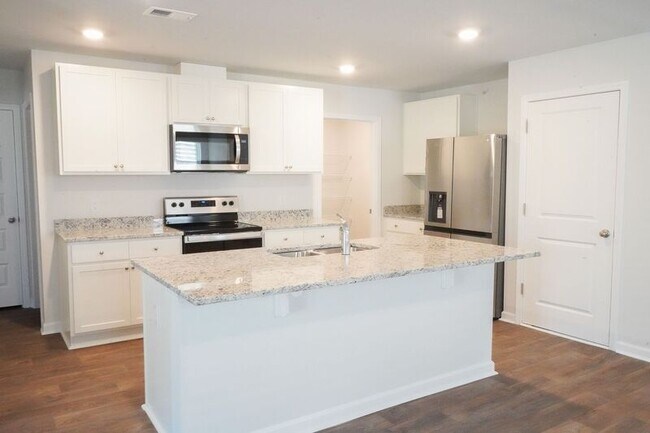 Building Photo - 491 Coconut Dr