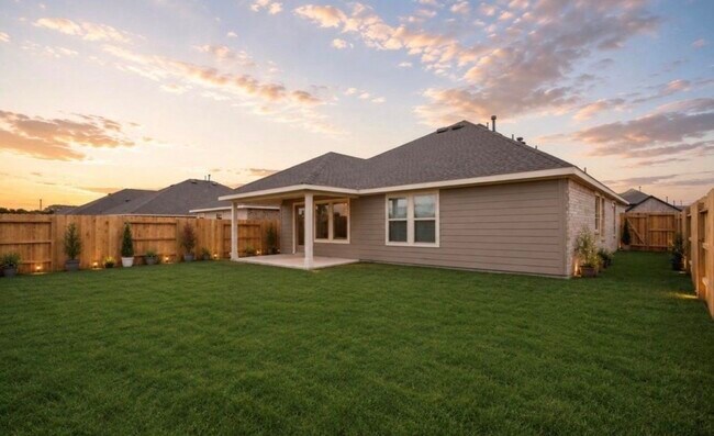 Building Photo - 7907 Elk Grv Ln