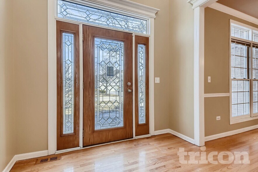 Building Photo - 2512 Champion Rd