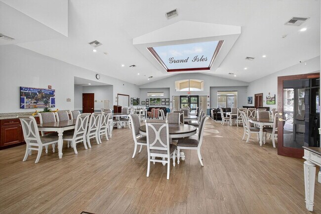 Building Photo - 3738 Old Lighthouse Cir