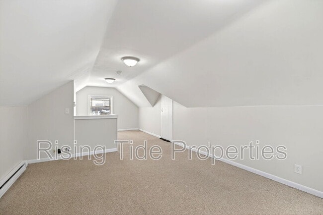 Building Photo - 1937 N Sunny Ridge Rd