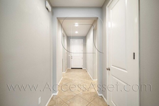 Building Photo - 29534 Dry Creek Dr