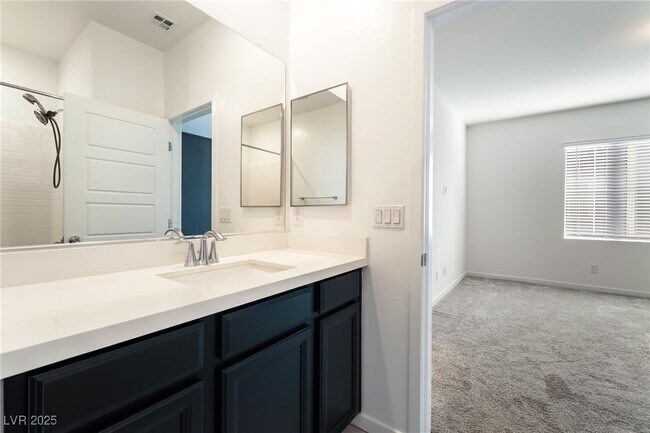 Building Photo - 965 Nevada State Dr