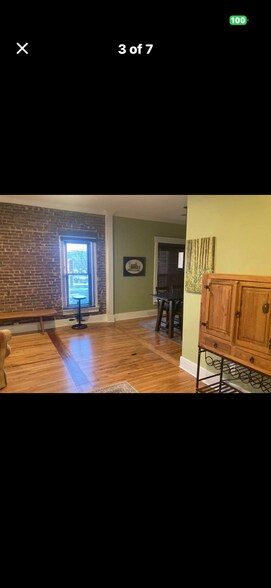 Entry - 310 Public Sq