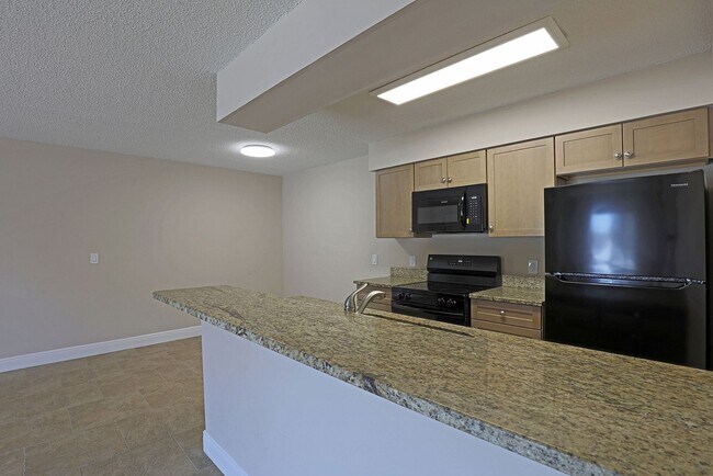 Building Photo - Mystic Gardens 5325-2508