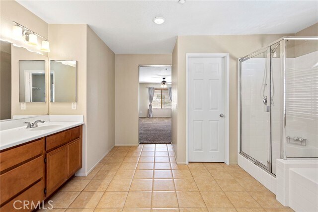 Building Photo - 8061 Palm View Ln