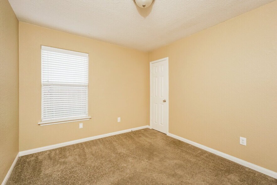 Building Photo - 11475 Coral Canyon