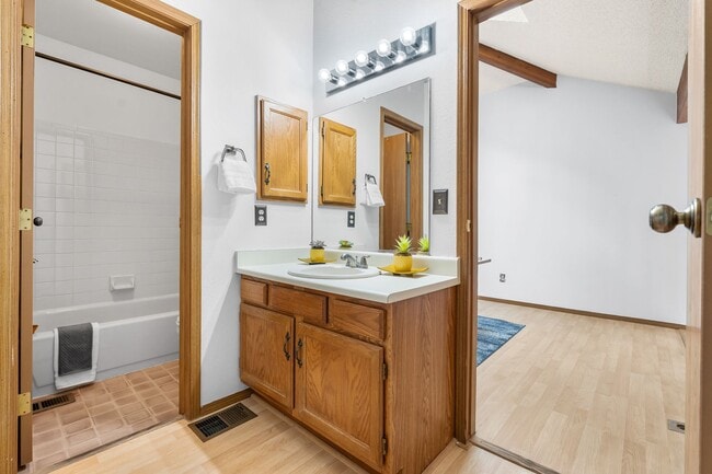 Building Photo - Bright and Spacious 2-Bedroom Condo + Loft...