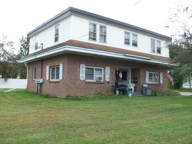 Building Photo - 40 Cushman Rd