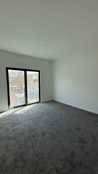 Building Photo - 2511 Pierce St