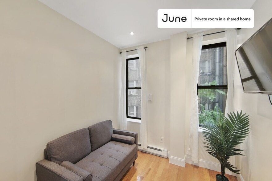 Building Photo - Room in Shared 4 bed/1 bath home in Upper West Side