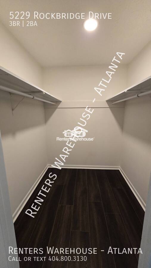 Building Photo - 5229 Rockbridge Dr