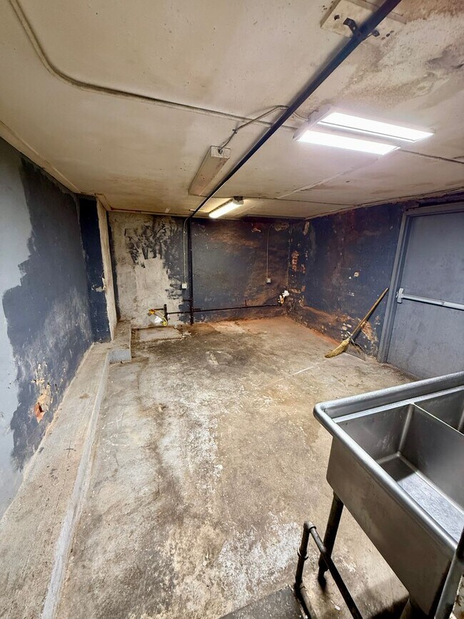 Building Photo - Bring Your Vision to Downtown Smryna!