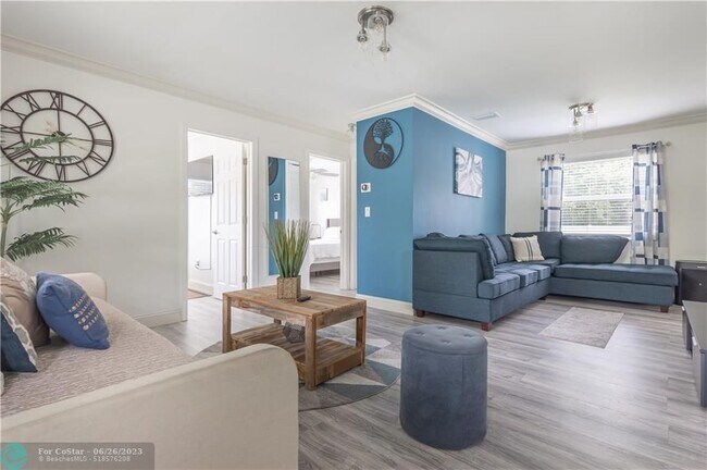 Building Photo - 6464 McClellan St