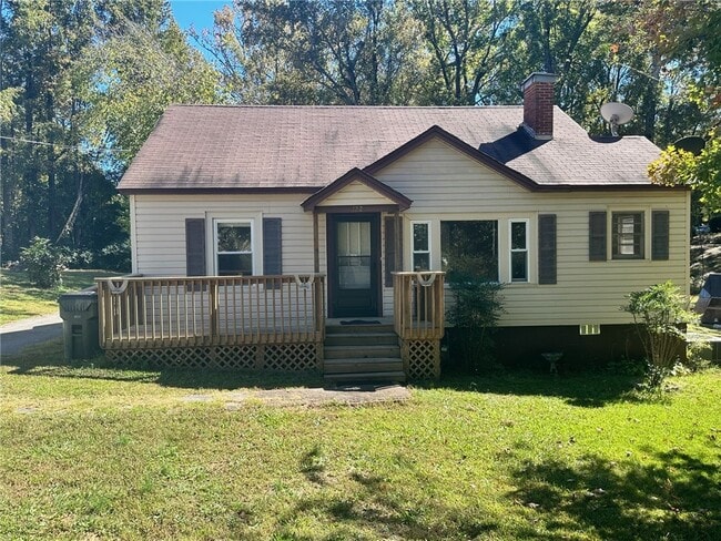 Primary Photo - 122 Cedar St