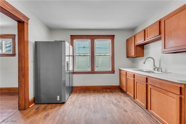 Building Photo - 11601 Headley Ave