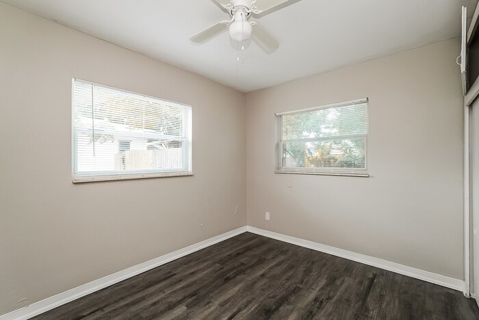 Building Photo - 4772 54th Ave N