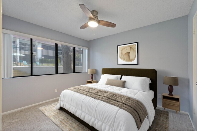 Building Photo - 12100 Melville Dr