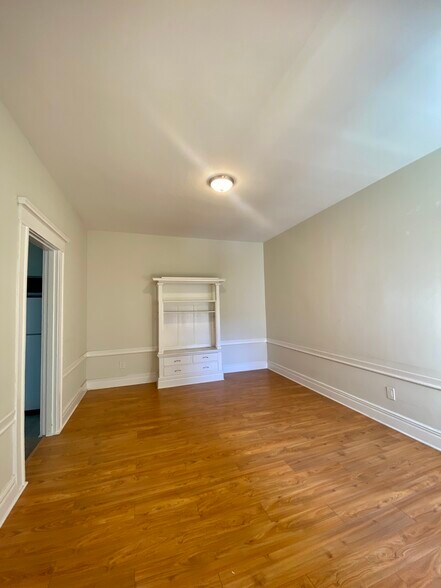 Building Photo - 3301 Telegraph Ave.
