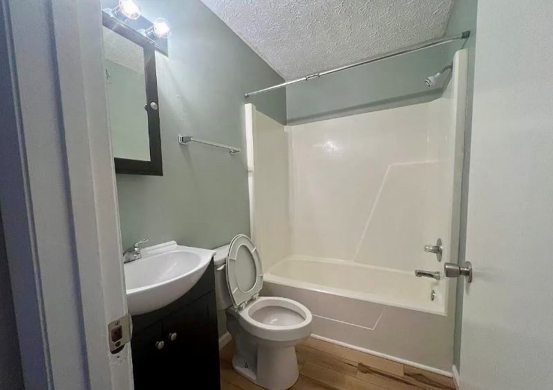 Building Photo - 3138 Tiffany Ct