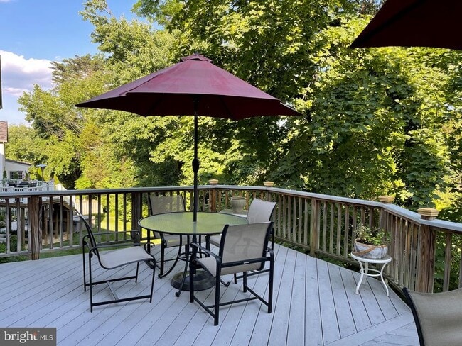Building Photo - 6915 Bonheim Ct