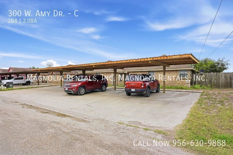 Building Photo - 300 W Amy Dr