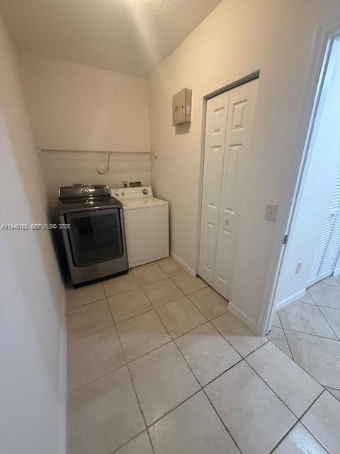 Building Photo - 1608 Belmont Ln