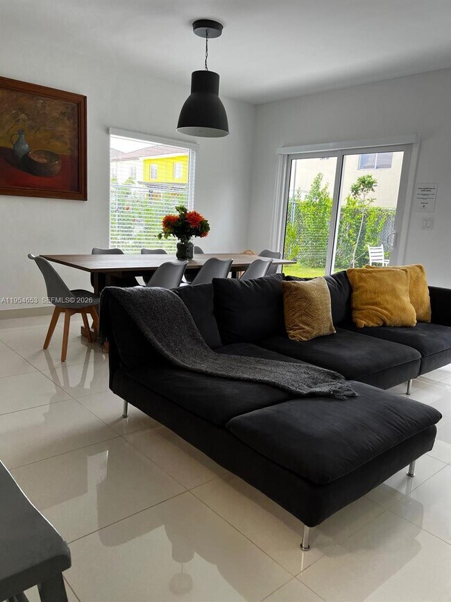 Building Photo - 13660 SW 260th St