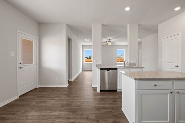 Building Photo - 10811 Bright Beacon Dr