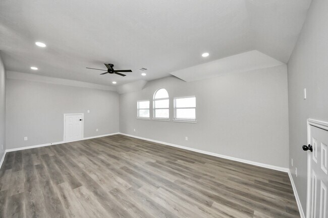 Building Photo - 13111 Porter Meadow Ln